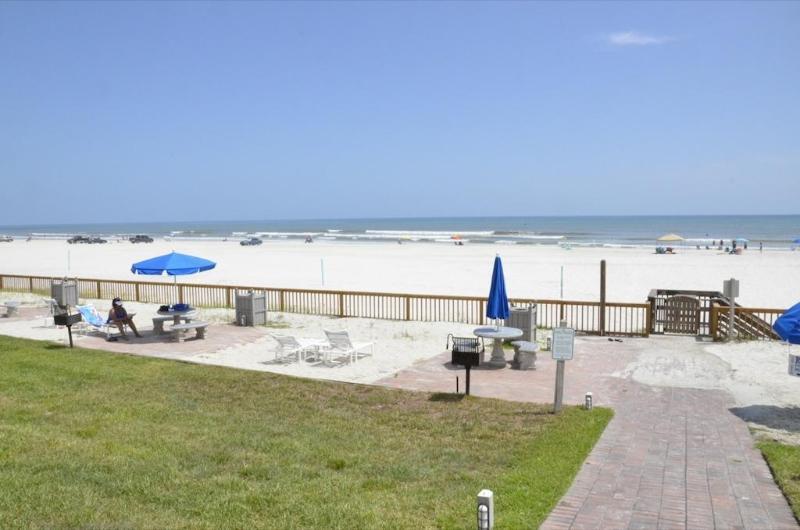 Coconut Palms Beach Resort New Smyrna Beach Exterior photo
